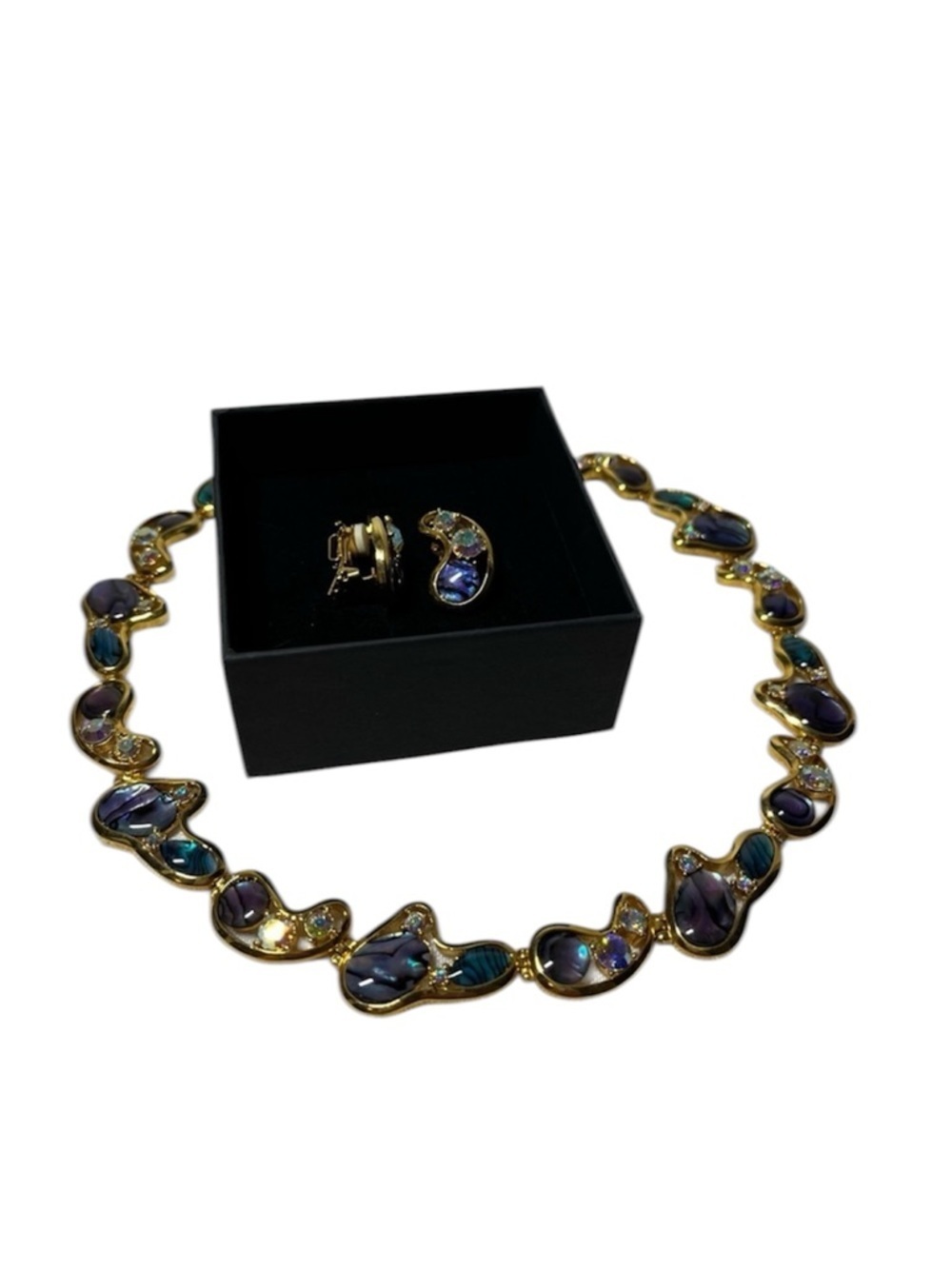 Vintage JAC necklace & clip on earrings. Gold tone. purple & blue. Statement